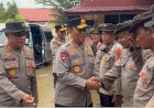Wakapolri-Tinjau-Penanganan-Dampak-Bencana-di-Aceh-Tamiang,-Ratusan-Kendaraan-dan-Personel-Disiapkan