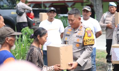 Polres-Blitar-Kota-Peduli,-Beri-Bantuan-Sosial-Kepada-Korban-Puting-Beliung