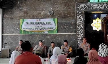 Polsek-Sidoarjo-Kota-Gelar-Doa-Bersama-dan-Santuni-24-Anak-Yatim