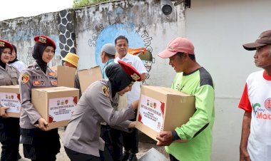 HUT-Reserse-ke-78-Polres-Malang-Gelar-Santunan-Anak-Yatim-dan-Baksos