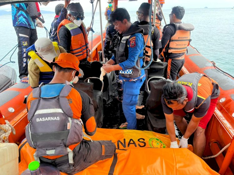 Polda NTT Konfirmasi Penemuan Satu Lagi Jenazah di Bangkai KM Putri Sakinah