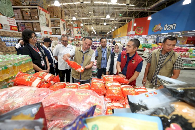 Polda Jatim Cek Izin Edar dan Mutu Pangan Jelang Lebaran